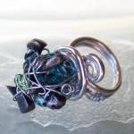 Cocktail Ring sz 8 - Wire W..