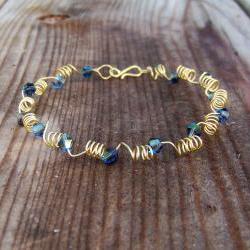 Bracelet Adjustable Brass Wire and Blue Crystal Bicone Bead